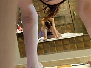 i feel her young body trembling in ecstasy during motel hydromassage orgasm