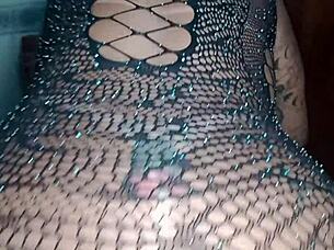 Cuckold wife flashes rideshare driver after club fuck frenzy?