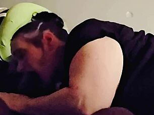 student earns deepthroat gumjobs from stepmom
