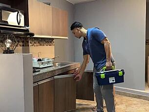 tiny colombian plumber fix in tight asshole