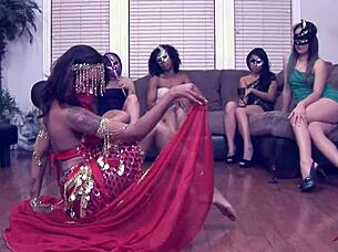 wanna watch skin diamonds strip and dive into hot lesbian dreams baby?