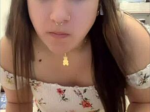 spanish 23yo girl's upskirt skirt voyeur descuido