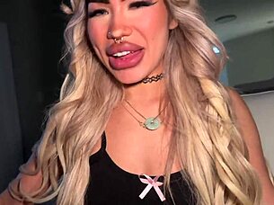 Luna Luxe Blows Bubbles In Hot Household Fuck