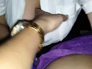 dos chicas calientes follan toda la noche con orgasmos jugosos