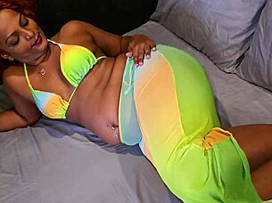 Sexy Blonde Milf Flaunts Huge Ass in Green Bikini Haul