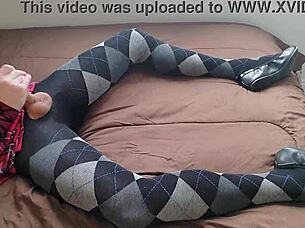 Shemale's thrilling jerk in plaid dress tights