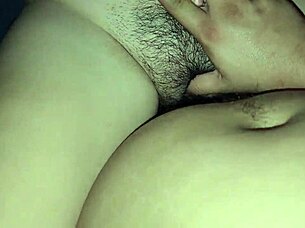 dándole duro a mi alumna latina chubby pussy creampie closeup