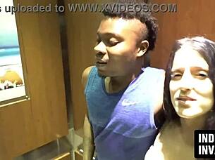 jessica jewels sloppy deepthroat bbc facial first time