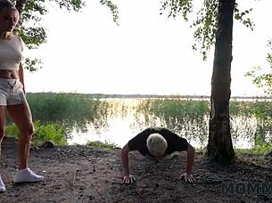 russian cougar malusha parkside huge cock quickie fuck