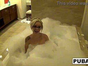 hey elsa jean show off that hotel pussy babe