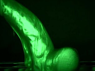 my sticky slimy latex handjob tease feels amazin