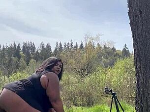 milf moans loud as monster cock fills her pussy missionary outdoors quickie