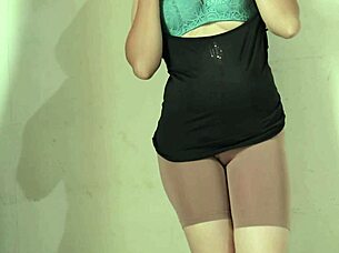 perfect body indo wife in miniskirt gets oiled doggystyle?