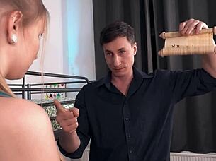 irina cage seduces blindfolded candee licious into hot lesbian fingering and toys