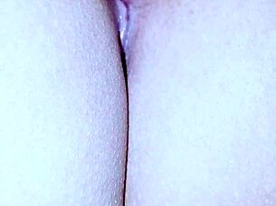 his thick penis has me addicted to squirting orgasms every time 😩💦🍆