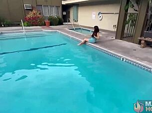skinny busty milf syren de mer blows rome major then gets banged hard