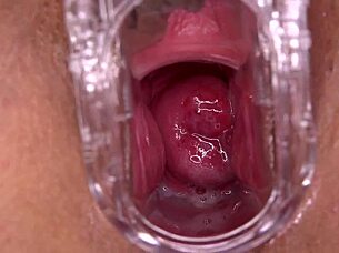 Sara Luvv spreads wide with speculum close-up tease 👀✨