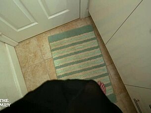 kymber leigh rushes home horny to stroke that throbbing cock