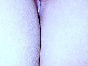 his thick penis has me addicted to squirting orgasms every time 😩💦🍆