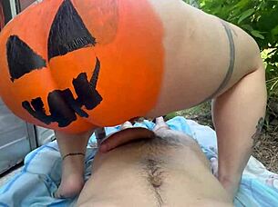 Argentinian Prostitute Delivers Outdoor Halloween Blowjob and Fuck