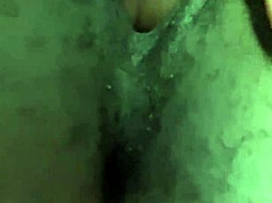 Fingering pretty pussy full video session