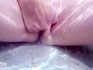 feeling so wild masturbating underwater pushing myself to extreme orgasm waves crashing over me