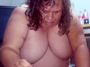 fat milf's huge belly and boobs suck dick hard before bedtime fun