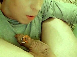 Julia Porn Masters AUTOFELLATIO, Swallows Her Own CUM in Hot Self-SUCKING Ecstasy