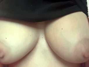 i love flaunting my juicy big tits as italian milf artemisa