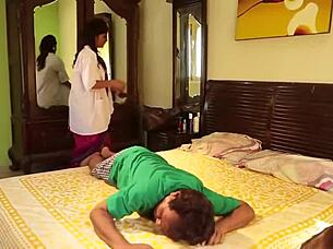 indian doc lady tempts old patient 😏 in hospital