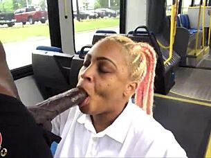 TheLastRealTop & MsHoneyRoseATL Suck Dick on Public Bus Ride