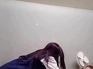 18yo skinny teen slut sucks old daddy cock bent over doggystyle fucked