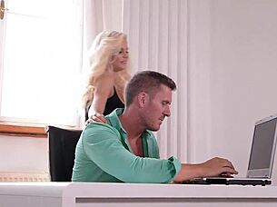 candee licious masturbates into rough hardcore curvy fuck
