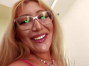 Juicy Veronica Cruz Takes BBC Anal Pounding