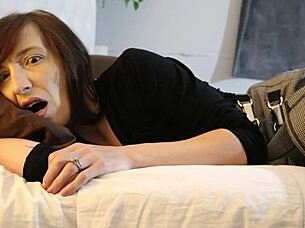 i sneak into her bed and fill her wet milf pussy with hot creampie cum