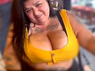 boyfriend controls my public toy vibe - screaming orgasms on street with mary jhuana!