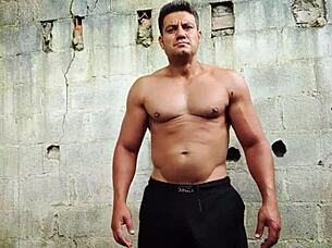 Yuri Gaúcho's Brazilian Muscle Man Unleashes Anaconda Cumload!