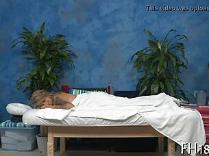 Hotty gets deep relaxing MASSAGE therapy session