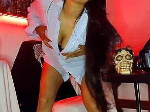 colombian brunette plays tight pussy dildo penetration cum solo