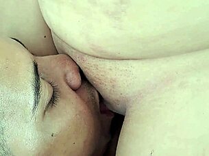 milf loves my tongue sliding and fingers plunging her pussy