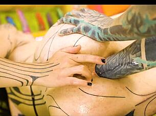 i cum hard from tattoo goth lesbian's deep fisting big toys dp