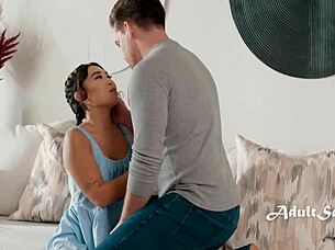 kimmy kimm tricks sheena ryder into kyle mason's home cinema fun 🎥