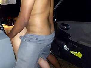 brazilian amateurs fuck passionately outdoors in drive-in catonho