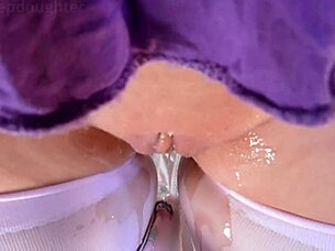 Fuck tight 18+ teen pussy raw till creampie explosion! 😈💦🍑