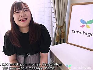 Twenty-year-old chubby Japanese Miki Sakashita fucks juicy ass