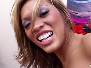 Slim Asian Natural Tits Girl Hard No Condom First Casting Fuck!