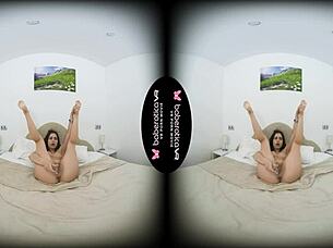 regina rich masturbates hard with glass dildo vr
