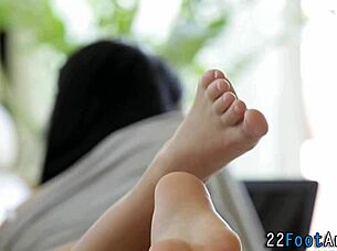 Kinky babe jerks cock for a hot facial finish