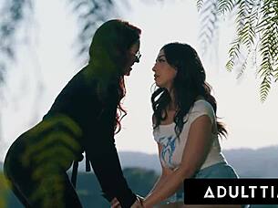 Lesbian Milf Jessica Ryan Squirts On Sexy Girlfriend Chloe Surreal!