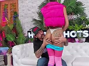Skinny ravyn alexa craves nade nasty's big cock sloppy deepthroat and riding